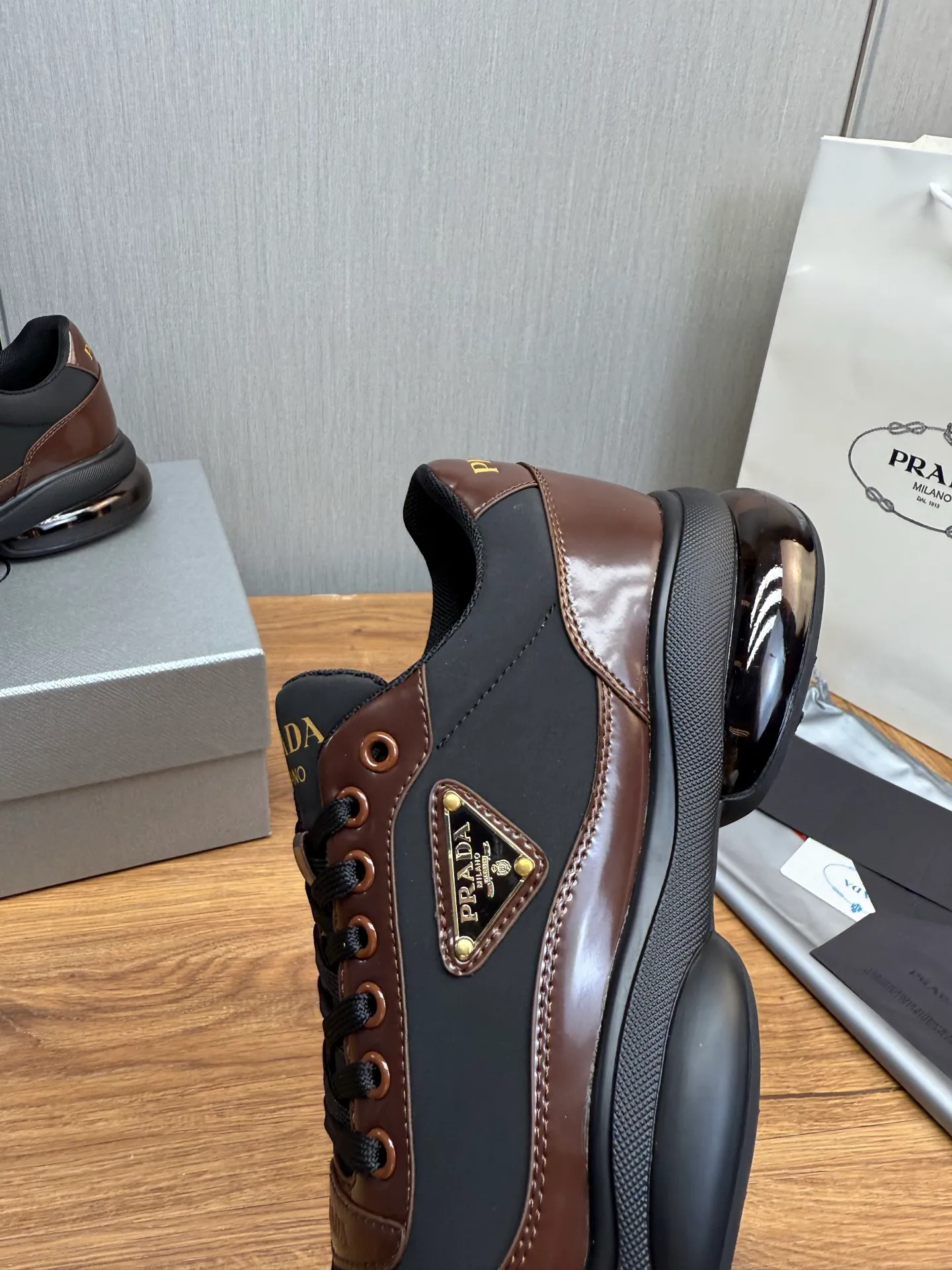 Men's shoes 💰660💰 [PRADA] Men's shoes are popular in the counter, official website is synchronized, 1 high-quality shipment ✔️Original cowhide upper + cowhide lining, 1🆚1 replica, original sole, 38-45 (45 customized, non-refundable)